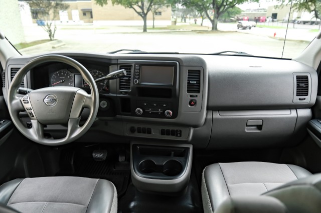 2021 Nissan NV Cargo S 23