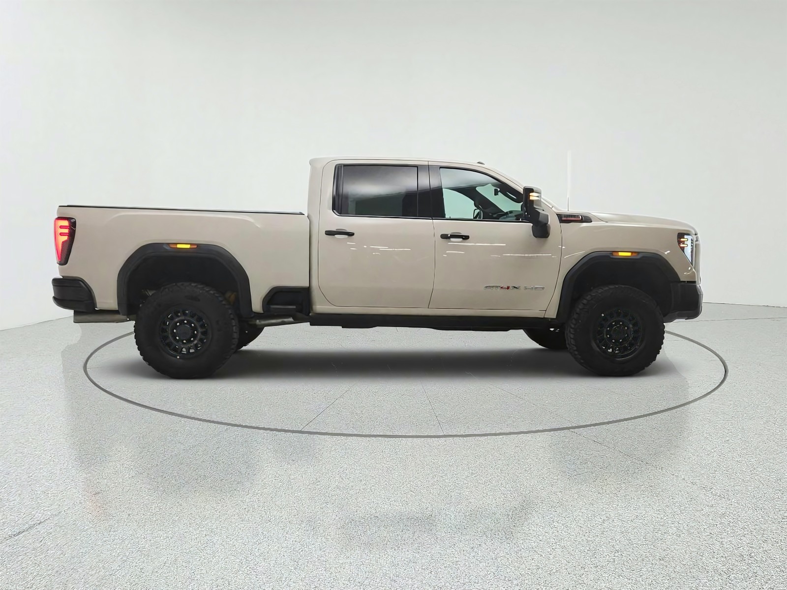 Used 2026 Coastal Dune GMC AT4X AEV Edition image 4