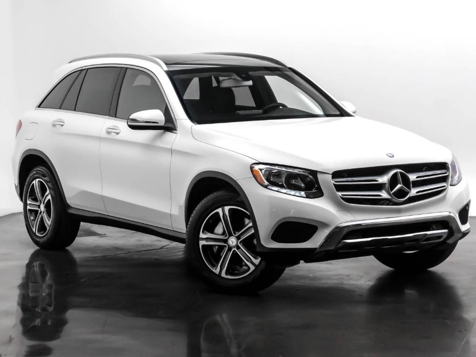 Certified Pre Owned 2016 Mercedes Benz Glc Glc 300 Rear Wheel Drive Suv