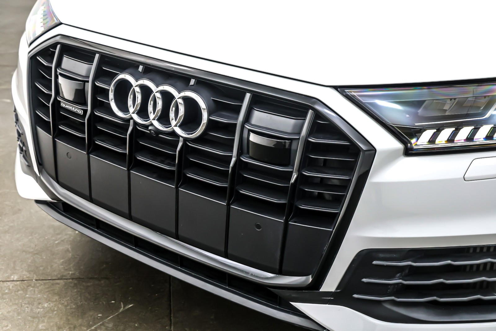 Used 2024 Carrara White Audi Premium Plus 55 TFSI quattro image 14