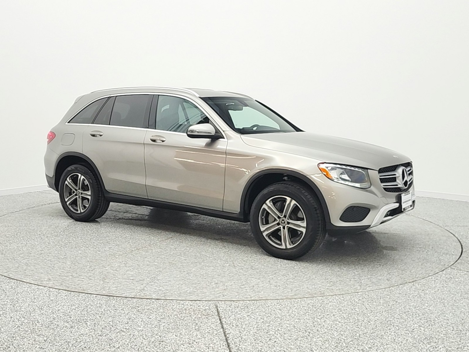 Used 2019 Mojave Silver Metallic Mercedes-Benz GLC 300 SUV image 3