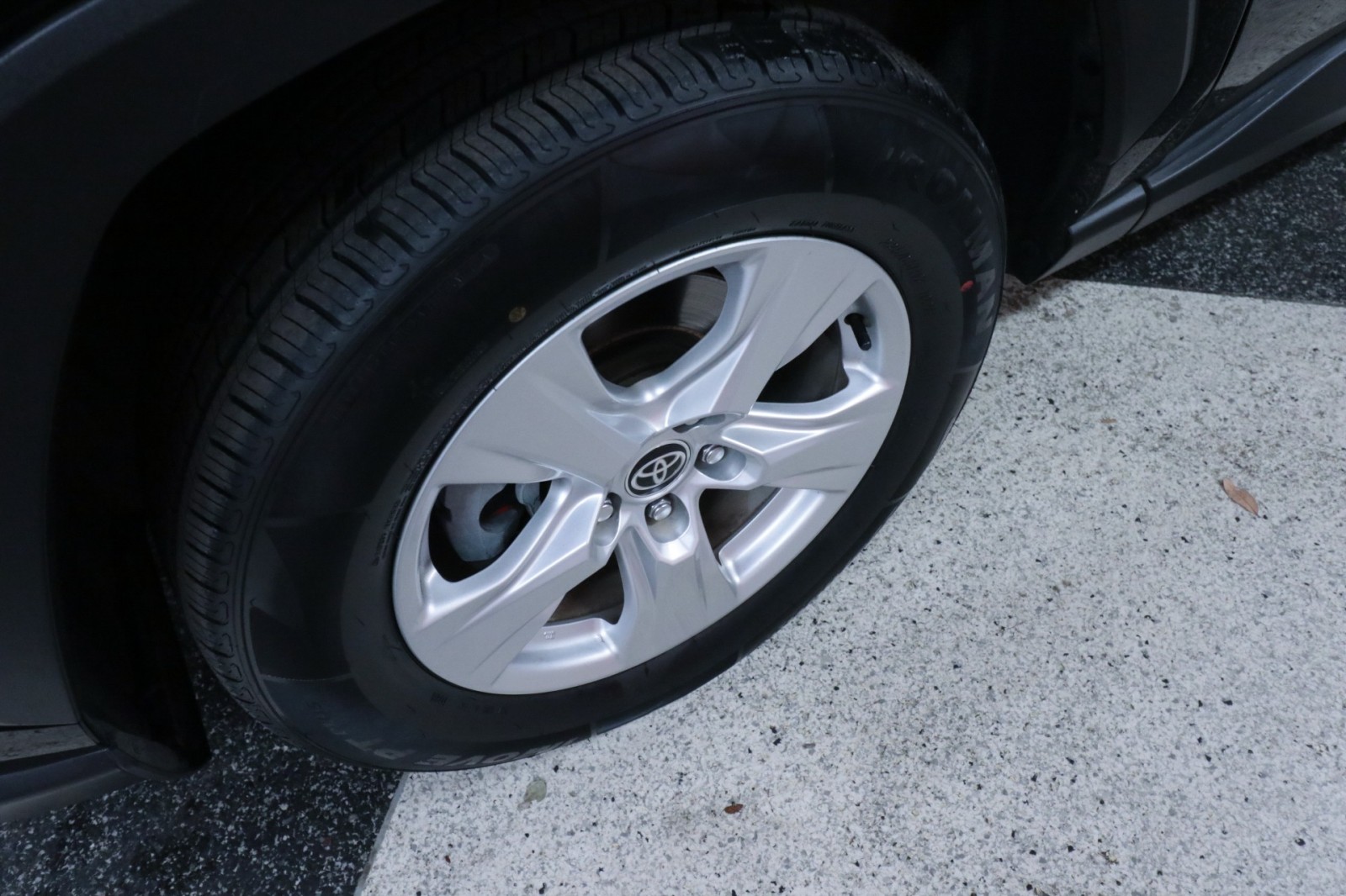 Used Car 2021 Toyota Rav4  Xle For Sale Under $20,000 In Austin, Texas
