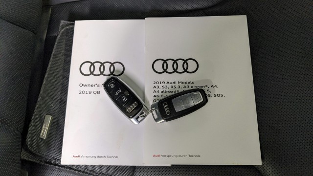 2019 Audi Q8 Premium 35