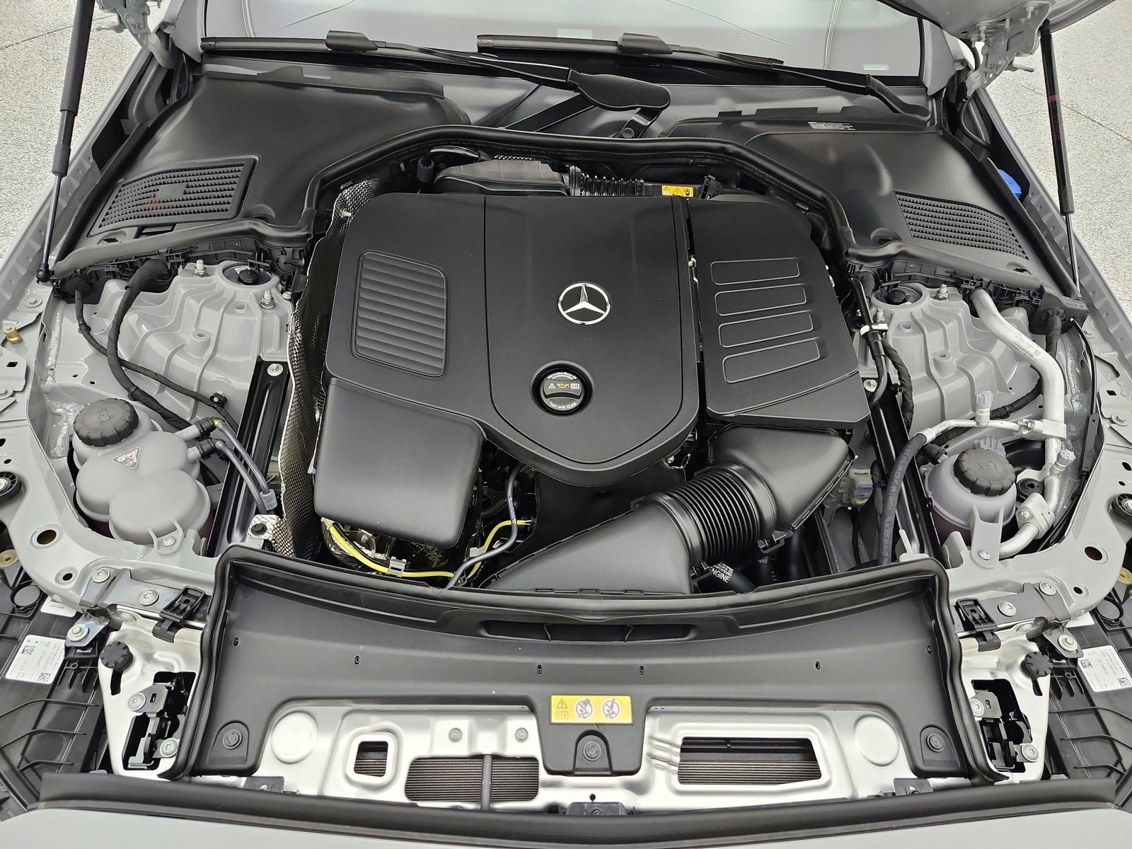 New 2026 MANUFAKTUR Alpine Grey Mercedes-Benz C 300 Sedan image 12