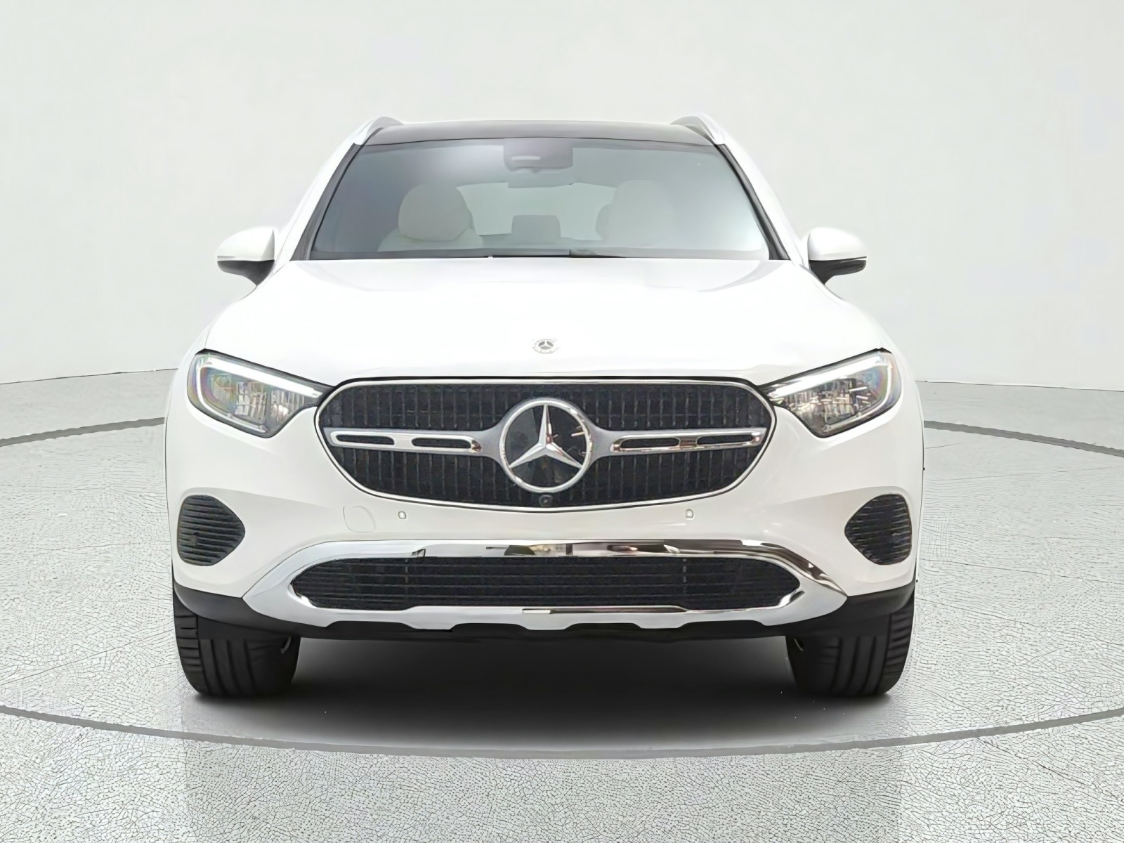 New 2027 Polar White Mercedes-Benz GLC 300 SUV image 2