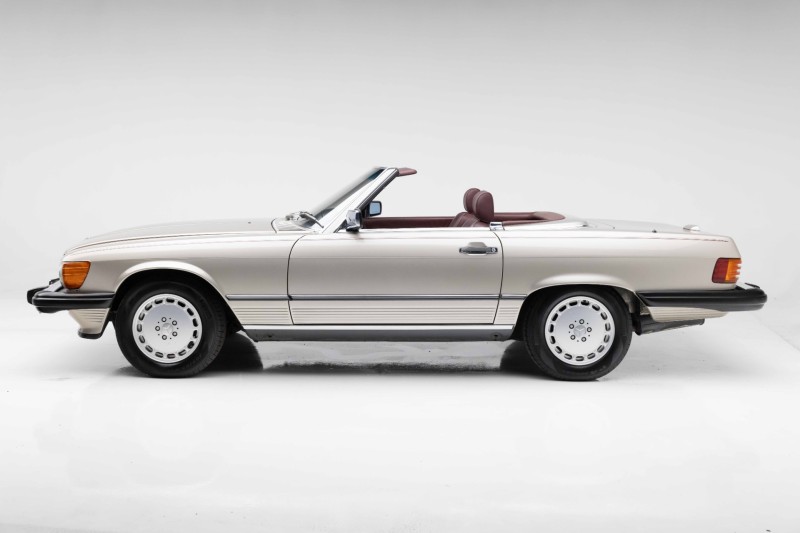 1989 Mercedes-Benz 560-Series 560 SL in ,
