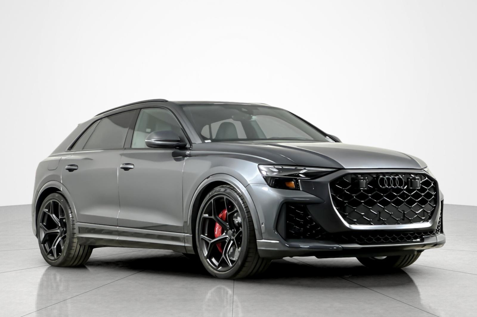 New 2026 Daytona Gray Pearl Effect Audi performance quattro image 2