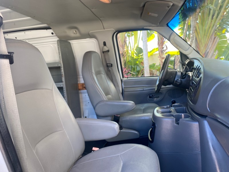 2003 Ford Econoline Cargo Van E 250 SUPER CARGO LOW MILES 67,419 in , 