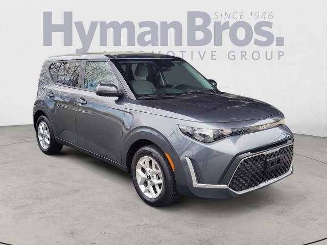Gravity Gray 2025 Kia Soul S FWD SUV / Crossover Front-Wheel Drive Automatic