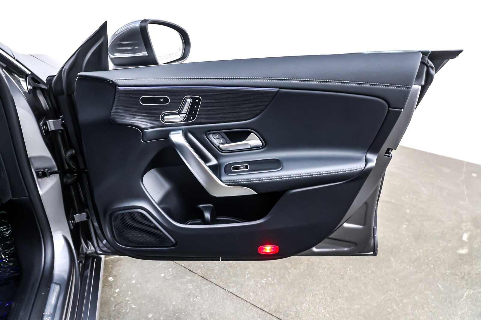 Certified Used 2026 Mountain Grey Metallic Mercedes-Benz CLA 250 Coupe image 26