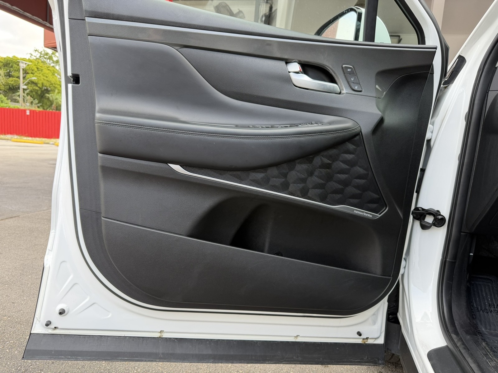 2023 Hyundai Santa Fe - $22,477