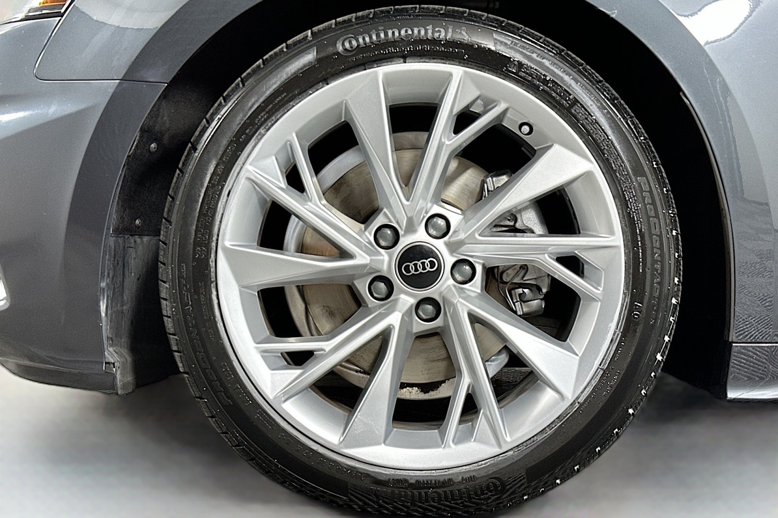 Used 2023 Manhattan Gray Metallic Audi Premium image 11