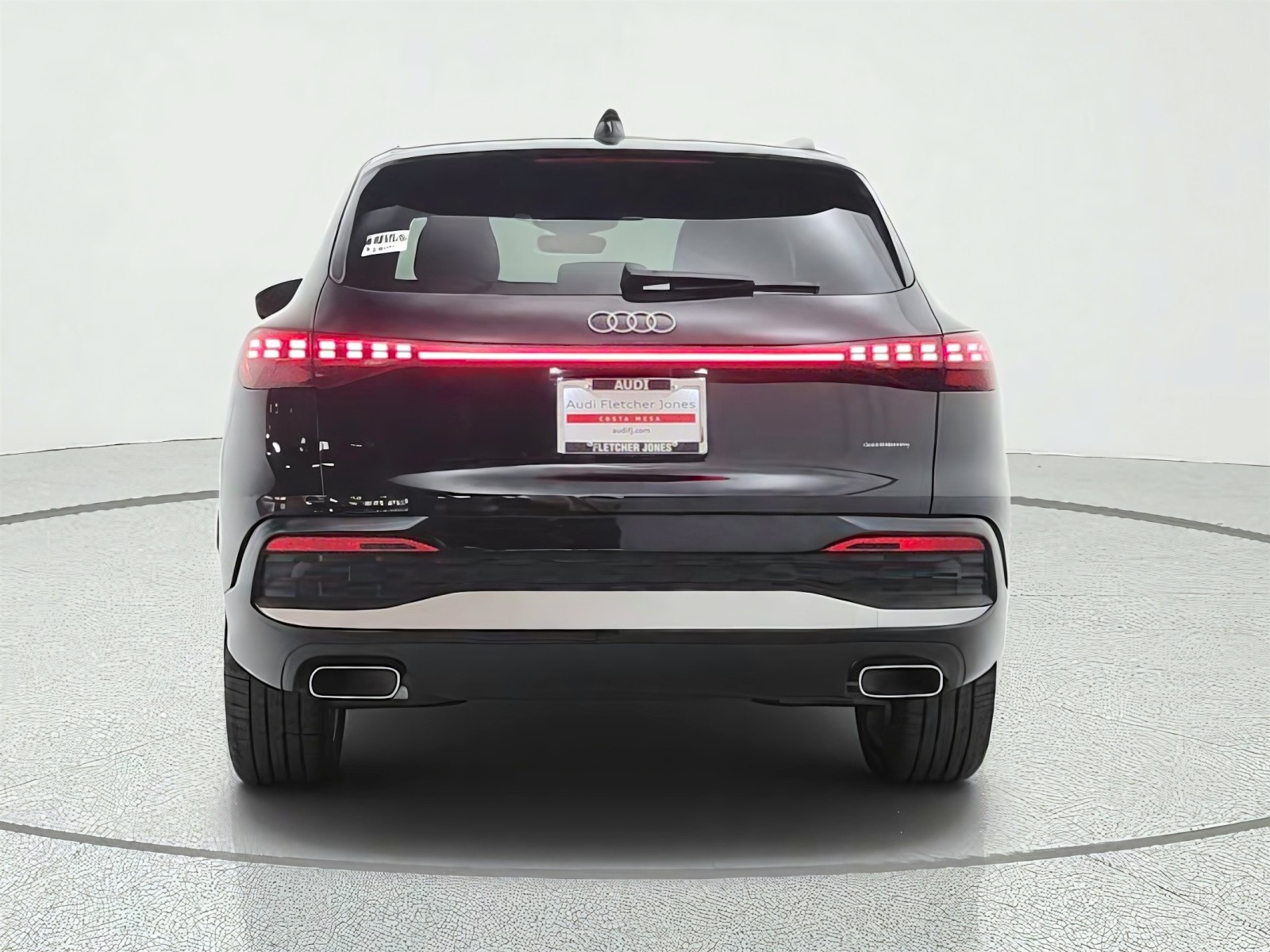 Used 2025 Mythos Black Metallic Audi Premium Plus image 6
