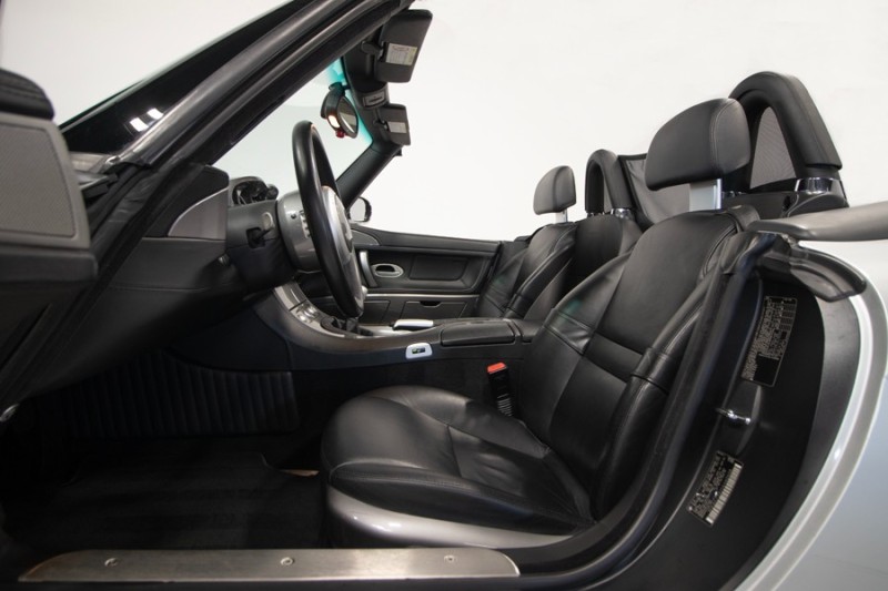 2001 BMW Z8 Z8 *WE HAVE EVERY SERVICE RECORD BACK TO 2004* *IMMACULATE* in , 