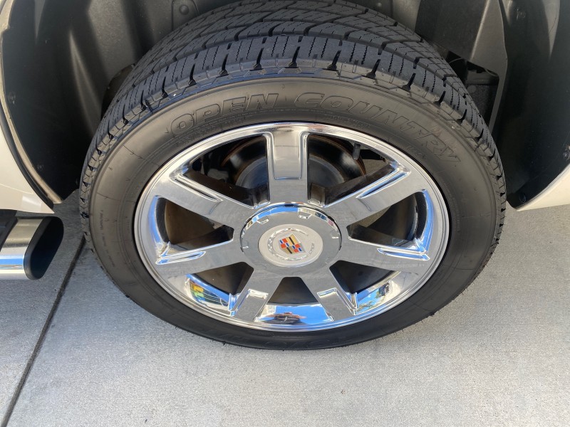 2013 Cadillac Escalade Luxury 1 OWNER LOW MILES 70,251 in ,