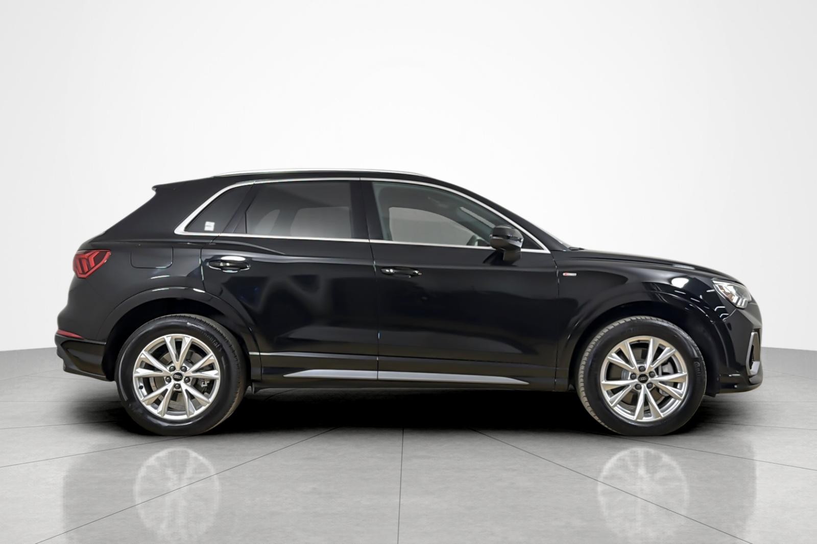 Used 2023 Mythos Black Metallic Audi S line Premium 45 TFSI quattro image 6