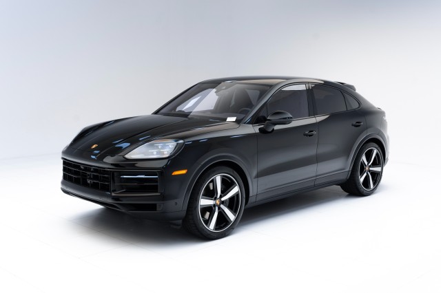 2024  Cayenne Coupe in , 