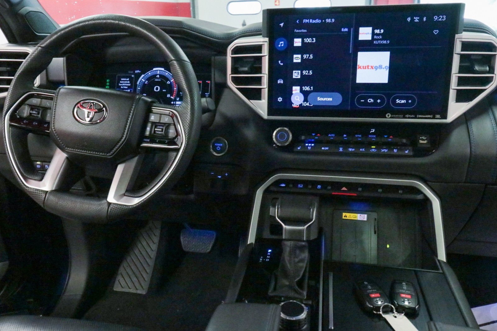 Used Car 2023 Toyota Tundra 4wd  Platinum Hybrid For Sale Under $50,000 In Austin, Texas