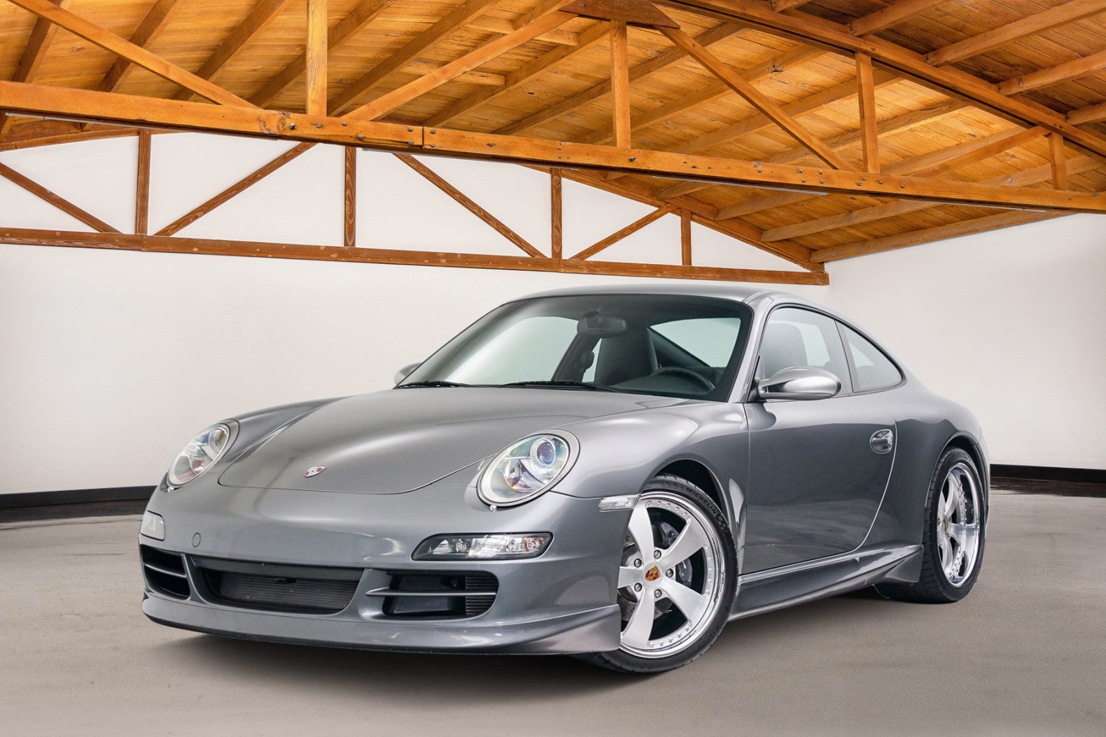 Gray (Atlas Grey Metallic) 2005 Porsche 911 Carrera Coupe RWD Coupe Rear-Wheel Drive Automatic