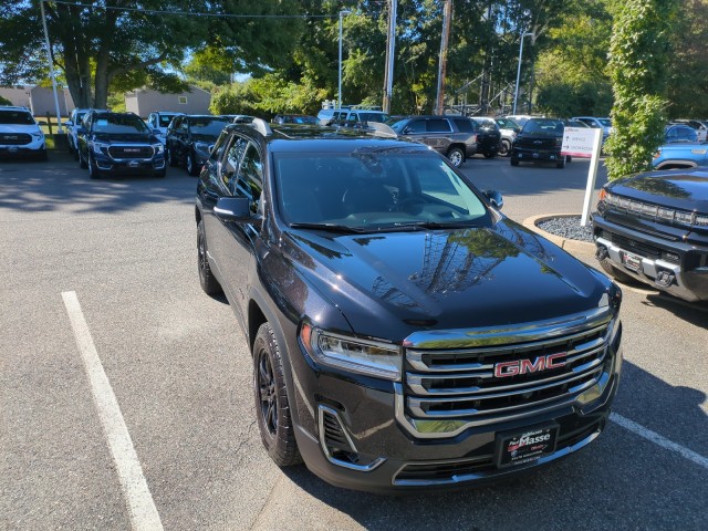 2023 GMC Acadia AT4 3