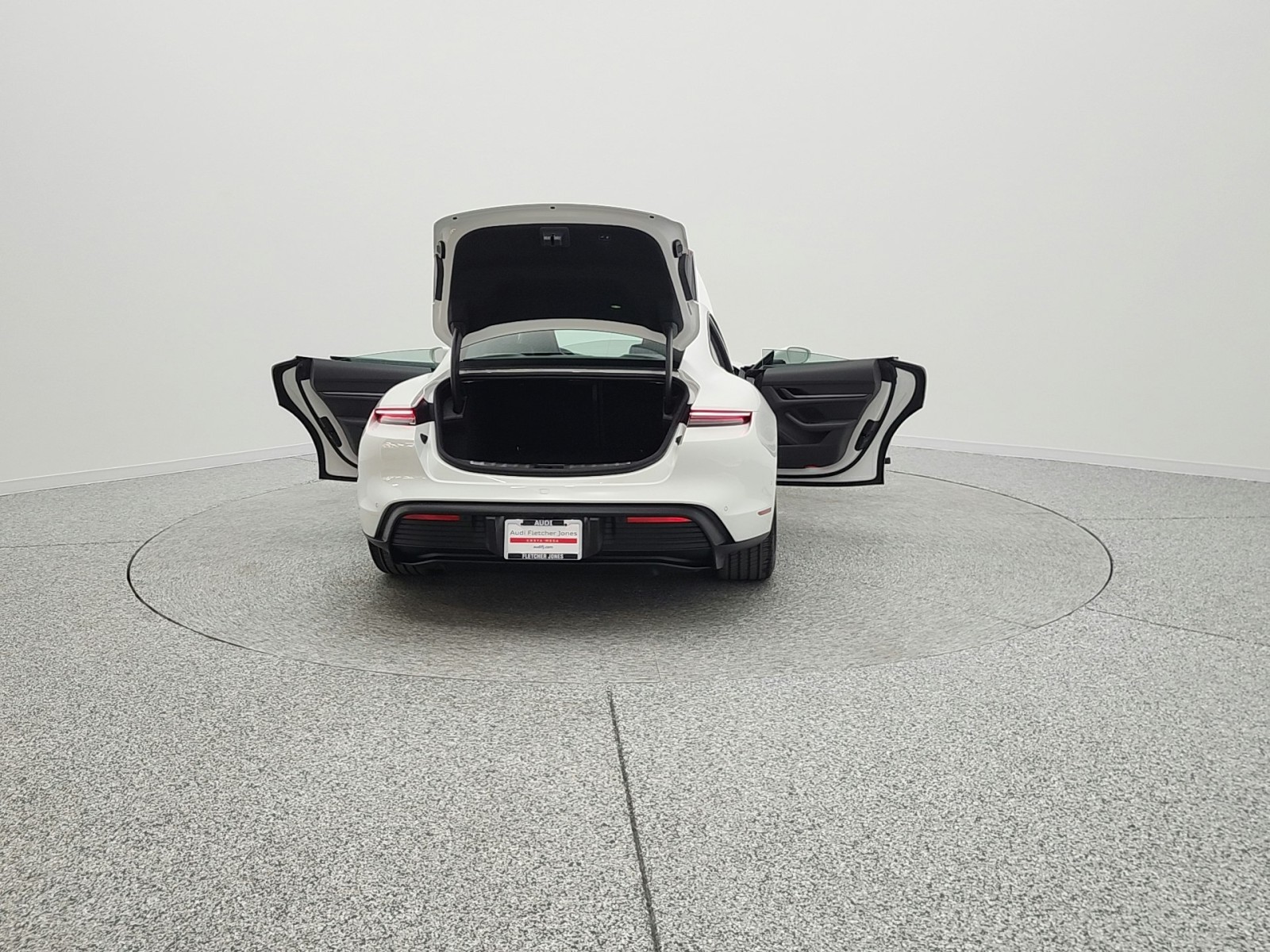 Used 2025 White Porsche RWD image 6