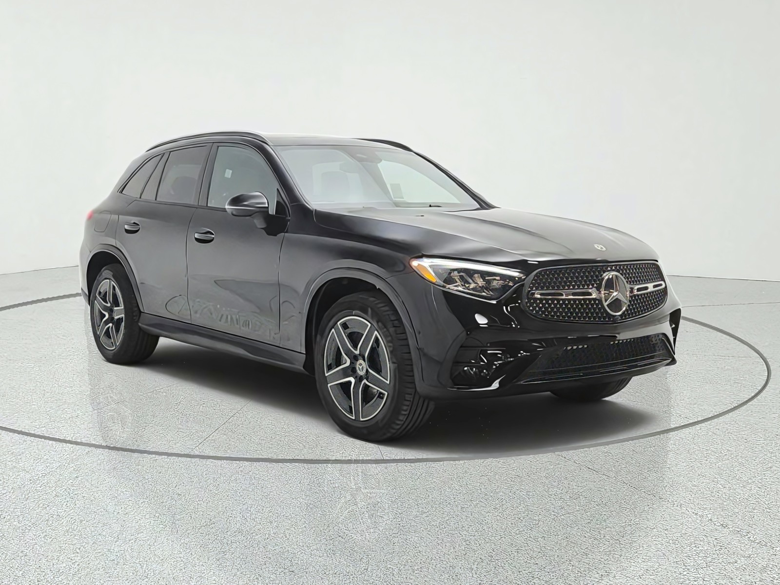 New 2027 Black Mercedes-Benz GLC 300 SUV image 3