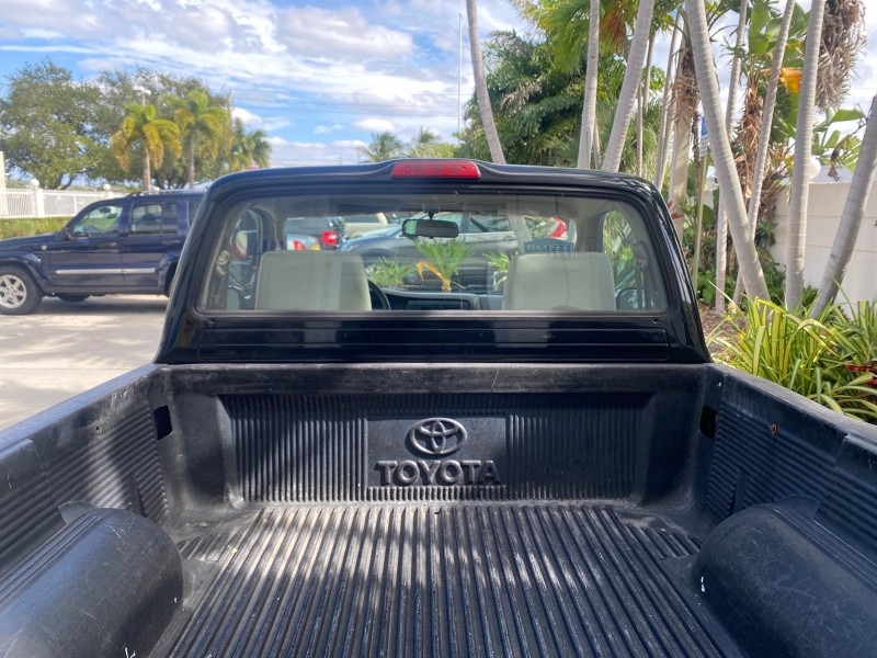 2002 Toyota Tacoma 1 OWNER AUTO AC 4 CYL in , 