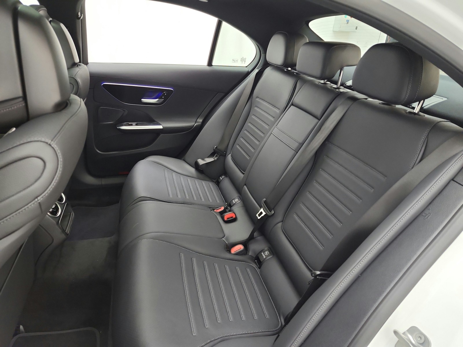 New 2026 Polar White Mercedes-Benz C 300 Sedan image 11