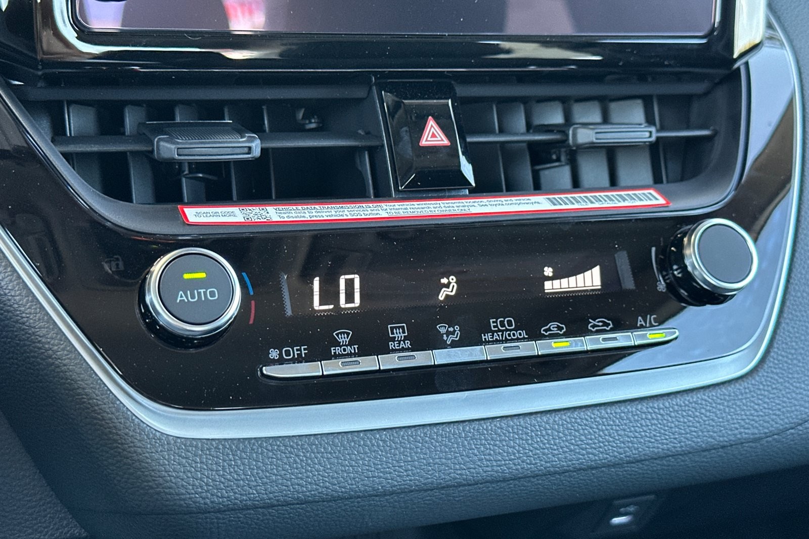 2025 Toyota Corolla LE photo 17