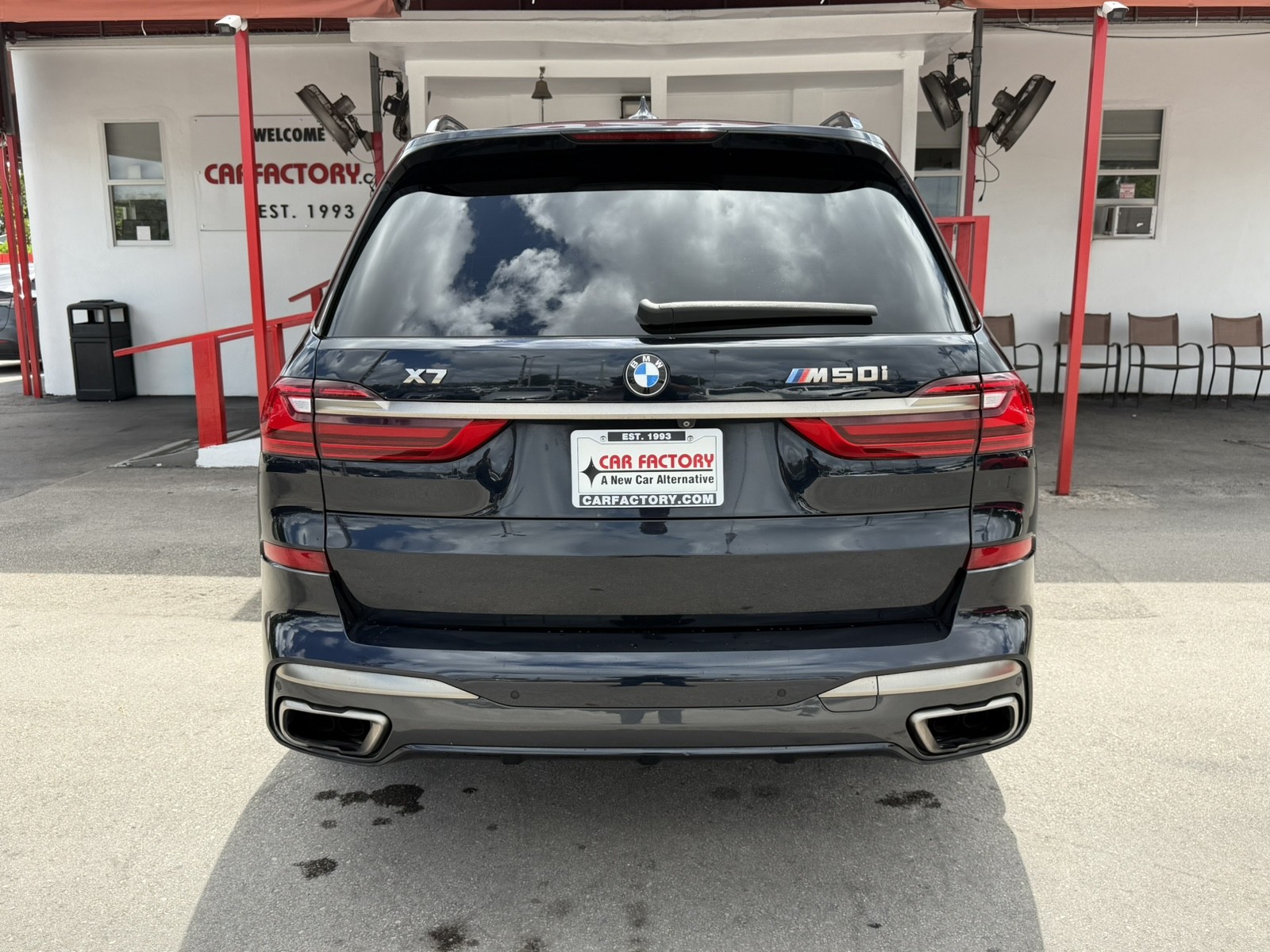 2020 BMW X7 - $33,988