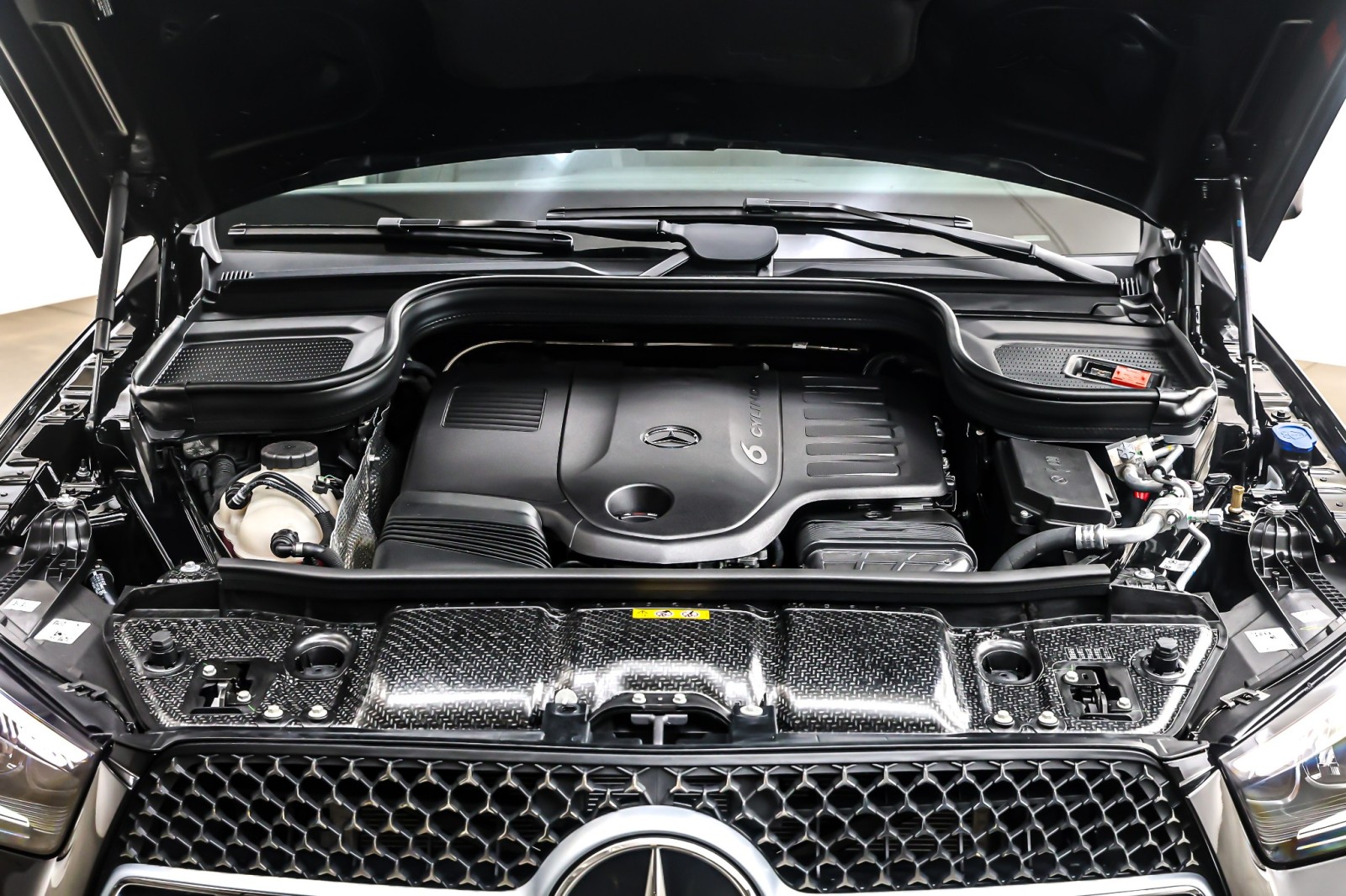 New 2026 Black Mercedes-Benz GLE 450 image 11