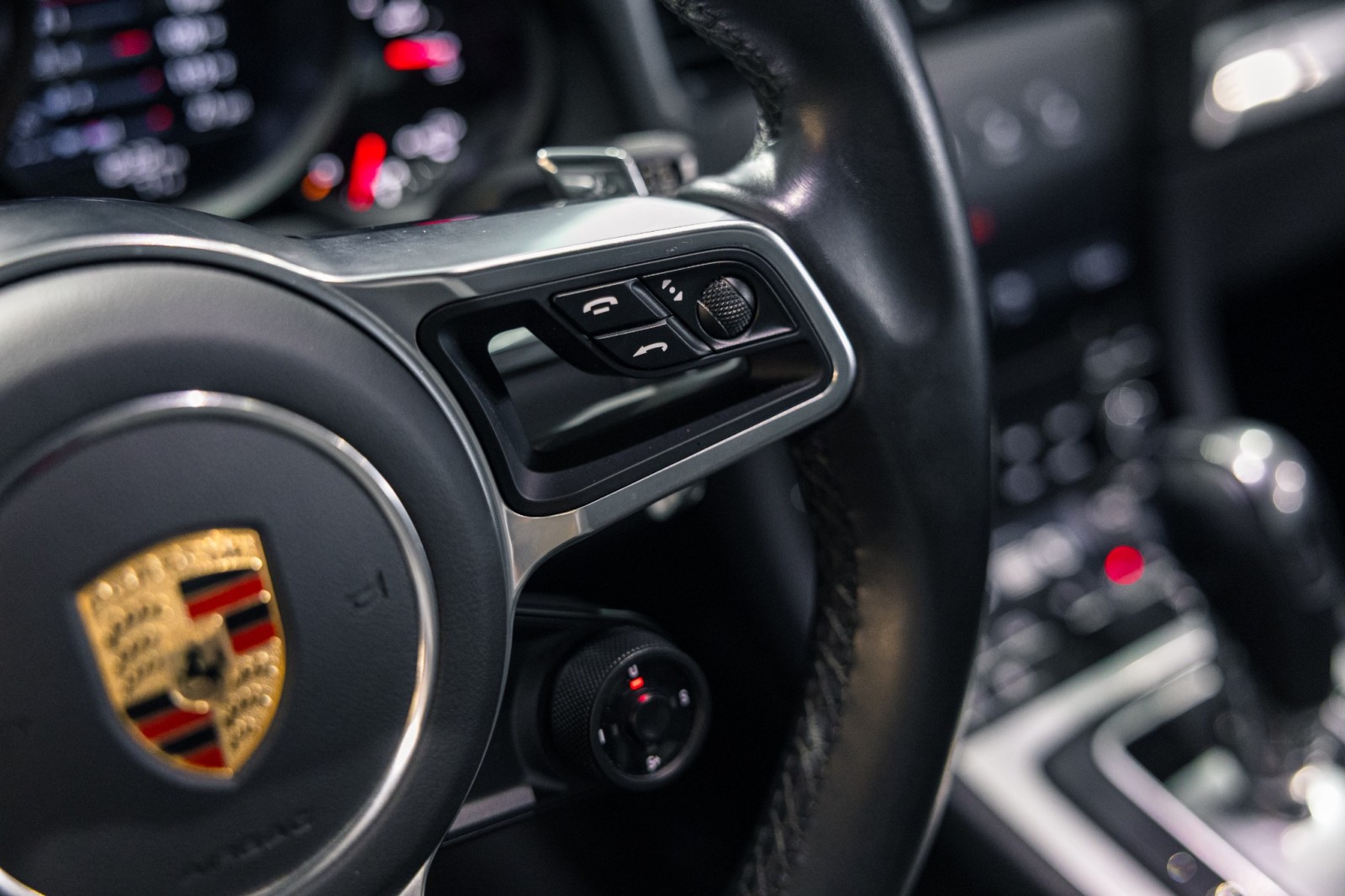 Used Car 2019 Porsche 911  Carrera S - Sport Chrono Package - Sport Exhaust - Bose Surround Sound For Sale Under $130,000 In Boerne, Texas