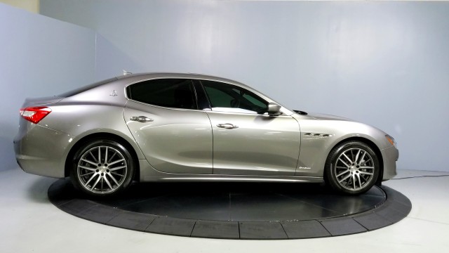 2020 Maserati Ghibli GranLusso 7