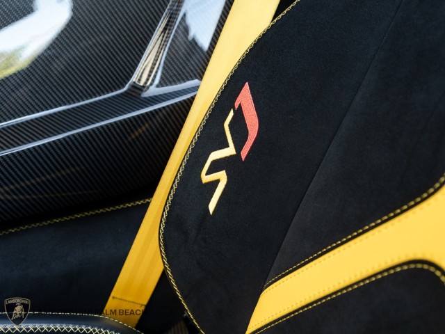 Lamborghini Aventador