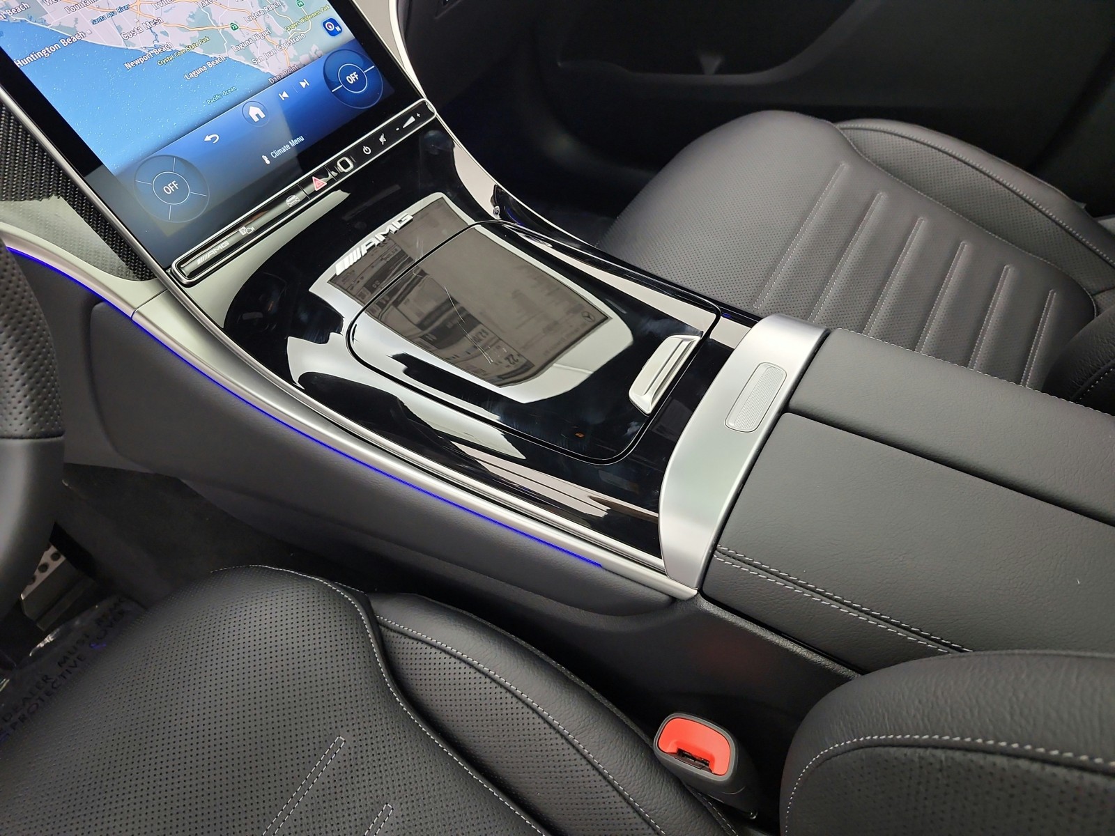 New 2027 Polar White Mercedes-Benz AMG® GLC 53 4MATIC+ SUV image 10