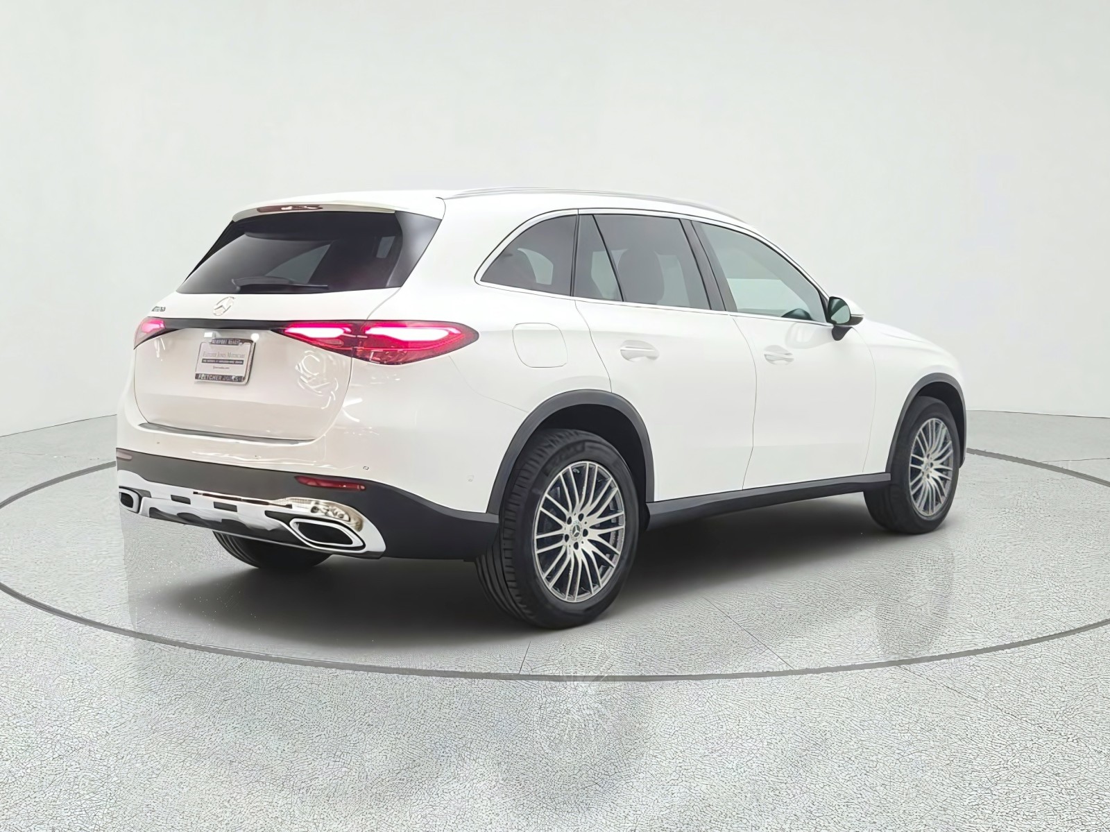 New 2027 Polar White Mercedes-Benz GLC 300 SUV image 5