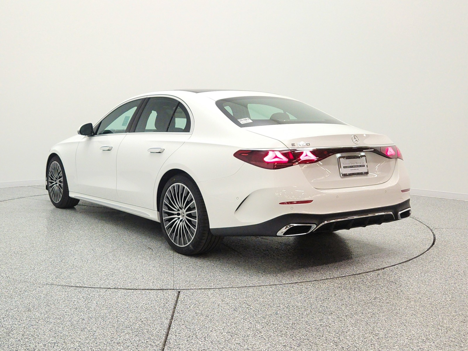 New 2027 Polar White Mercedes-Benz E 350 RWD Sedan image 7