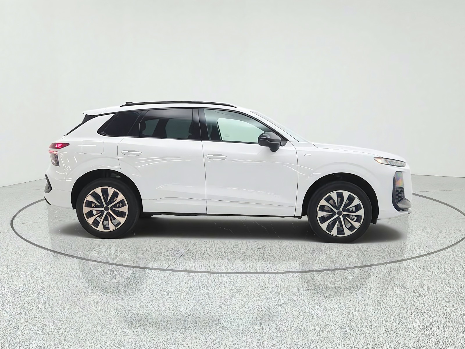 New 2026 Glacier White Metallic Audi S line quattro image 4