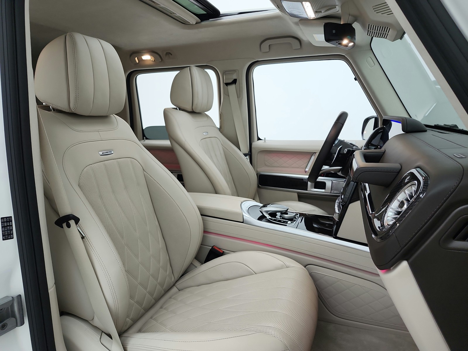 Used 2021 designo Diamond White Metallic Mercedes-Benz AMG® G 63 4MATIC SUV image 20