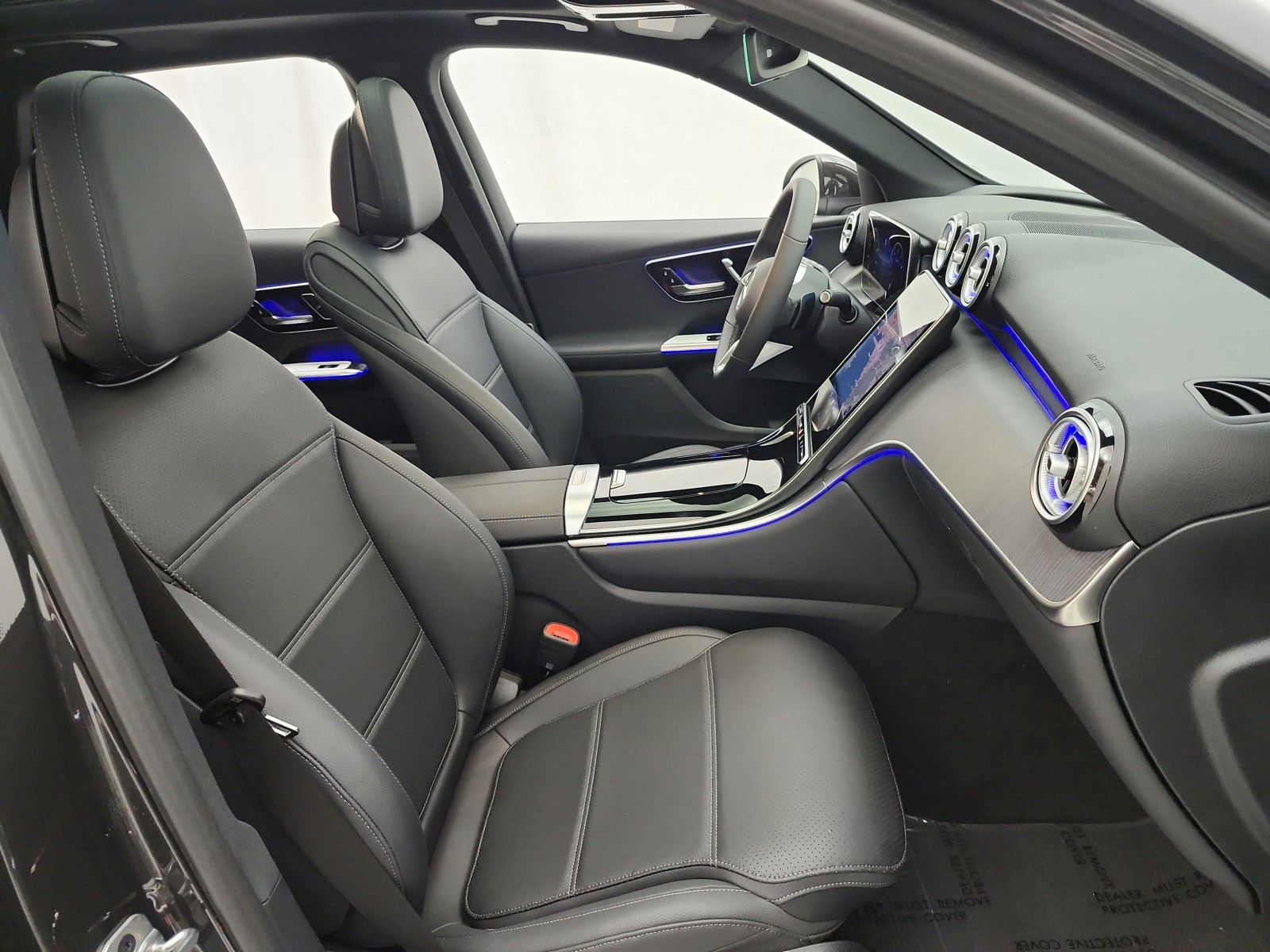 New 2026 Graphite Grey Metallic Mercedes-Benz GLC 300 SUV image 14