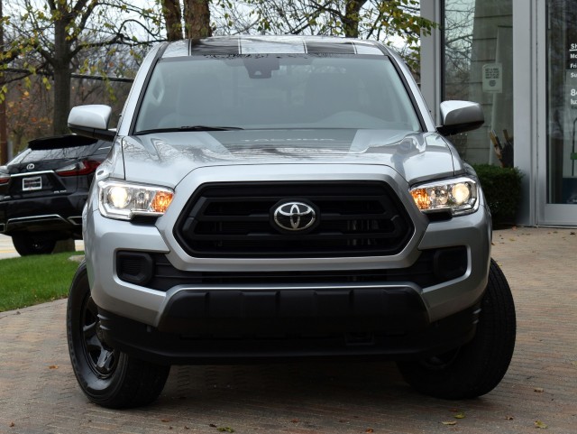 2023 Toyota Tacoma 4WD AppleCar Play Lane Departure Cruise Control Bed Step Sirius XM MSRP $37,207 7