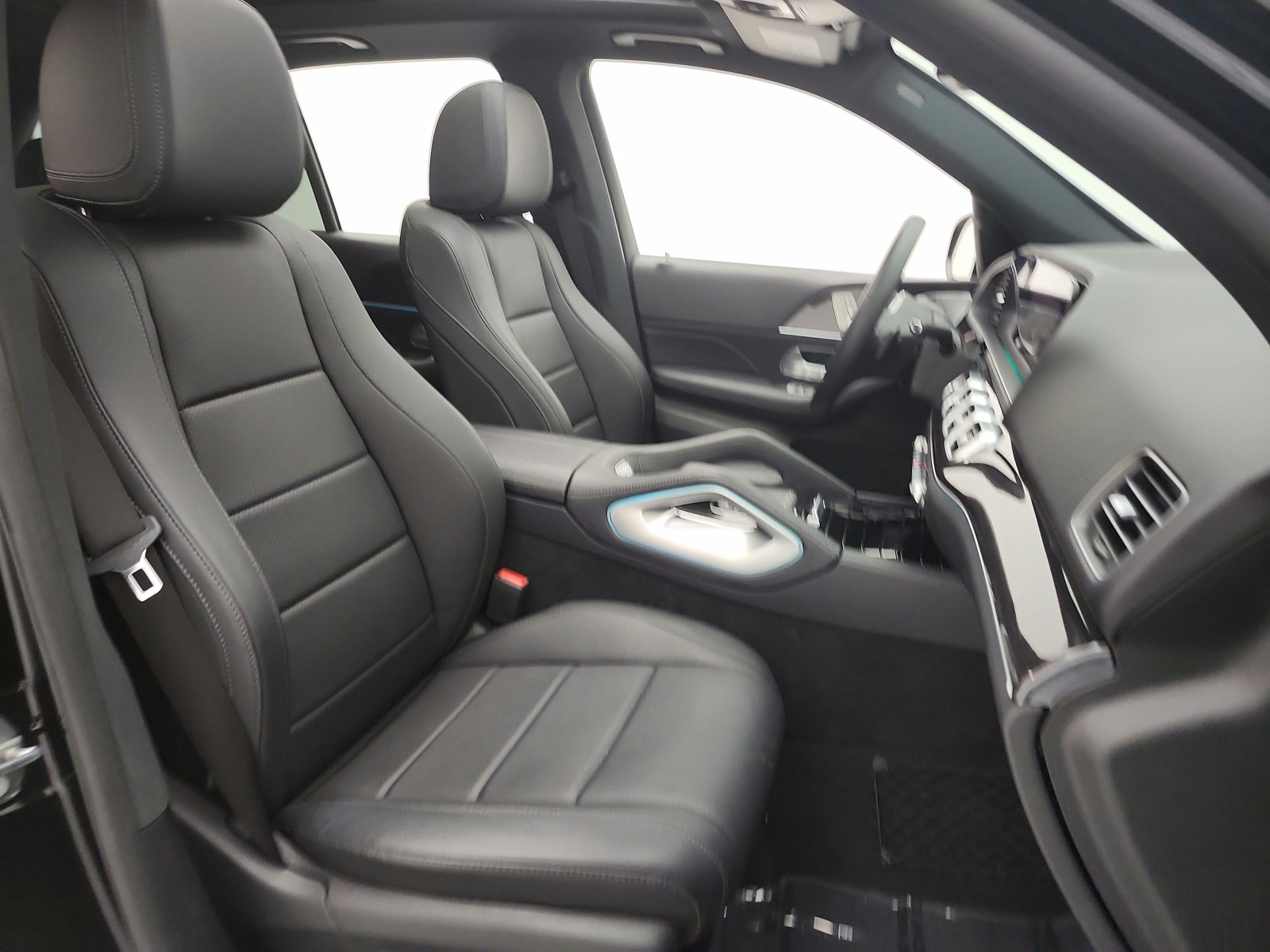 Used 2020 Black Mercedes-Benz GLE 350 SUV image 24