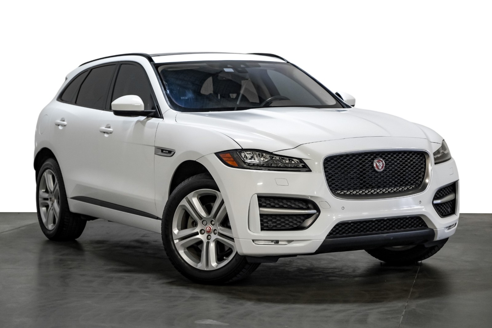 2017 Jaguar F-PACE 35t R-Sport AWD TechPkg CmfrtConvncPkg TowPkg 14WaySportSeats 4