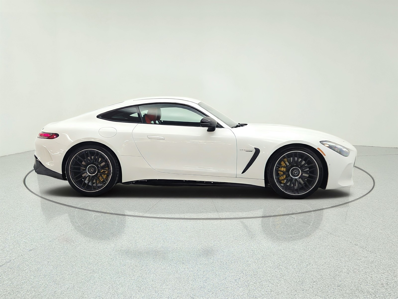 Certified Used 2025 MANUFAKTUR Moonlight White Metallic Mercedes-Benz AMG® GT 55 Coupe image 4