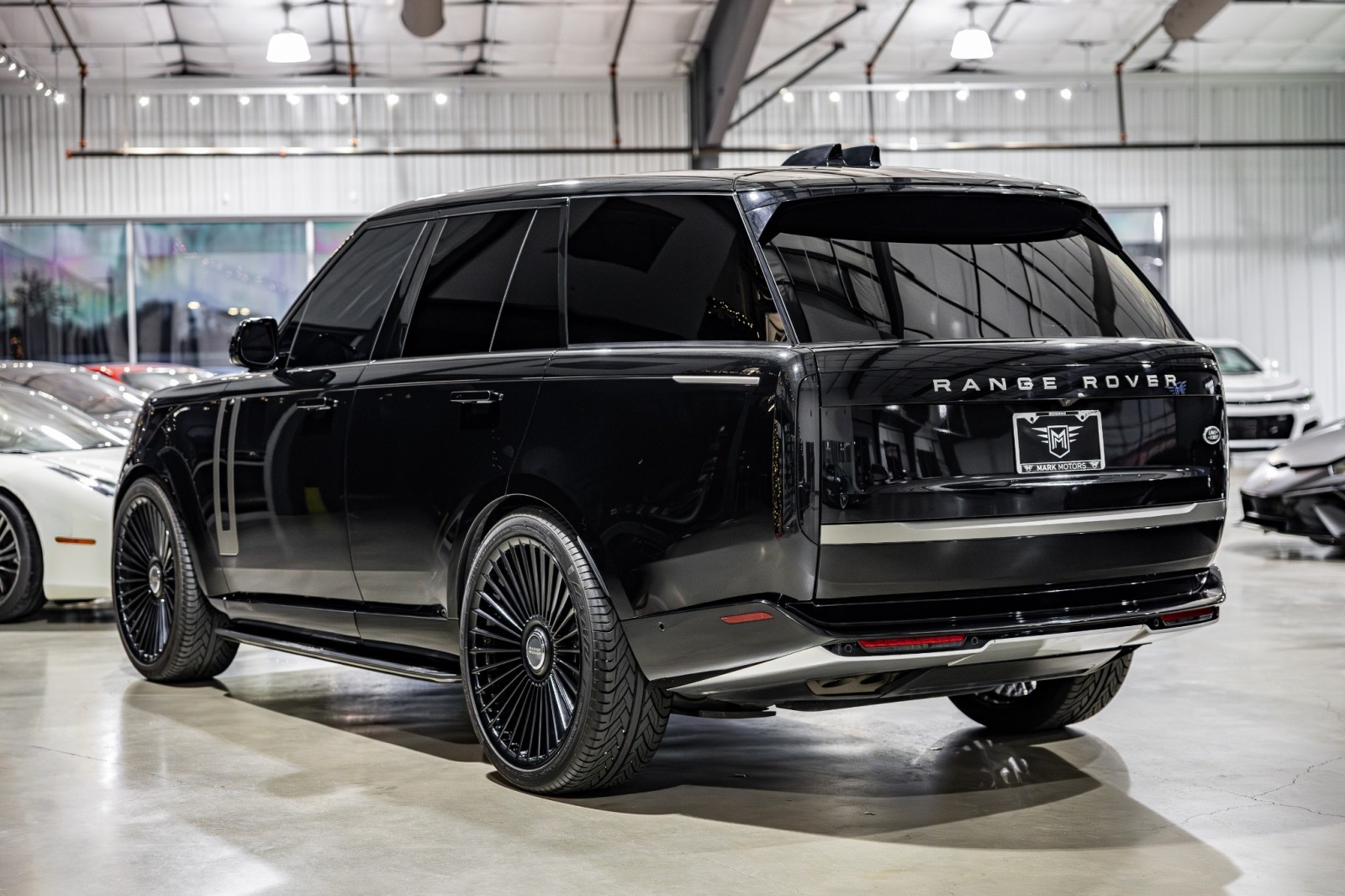 Used Car 2023 Land Rover Range Rover  Se For Sale Under $110,000 In Boerne, Texas