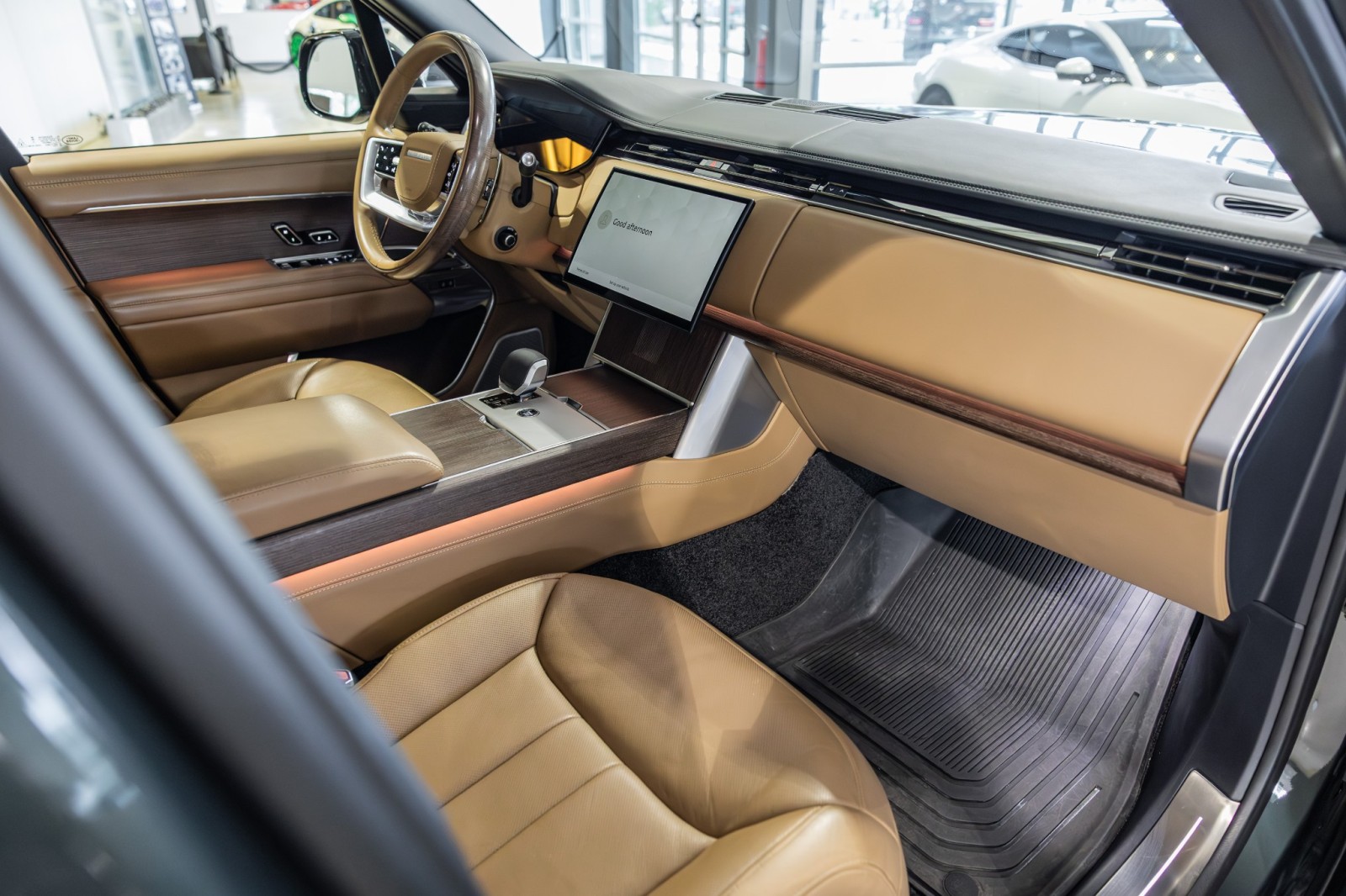 Used Car 2025 Land Rover Range Rover  Autobiography For Sale Under $150,000 In Boerne, Texas