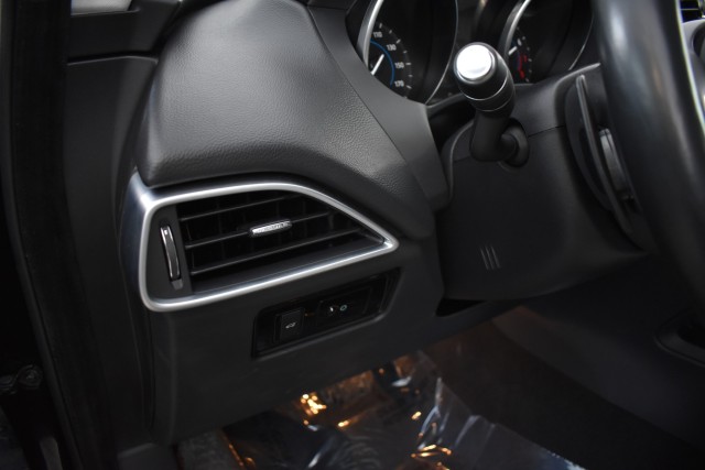 2017 Jaguar F-PACE Navi Leather Moonroof Heated Seats Parking Sensors 26