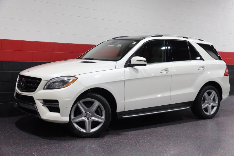 2014 Mercedes-Benz ML550 AMG Sport 4-Matic 4dr Suv in , 