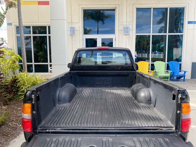 2002 Toyota Tacoma 1 OWNER AUTO AC 4 CYL in , 