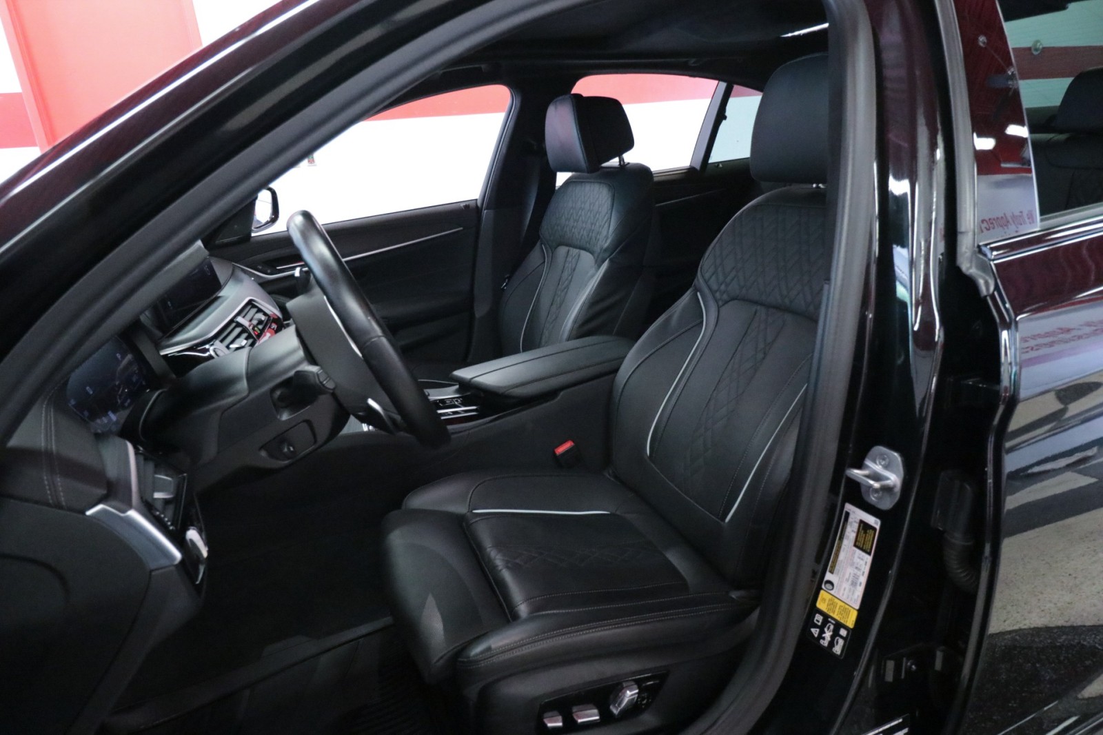 Used Car 2022 Bmw 5 Series  M550i Xdrive For Sale Under $60,000 In Austin, Texas